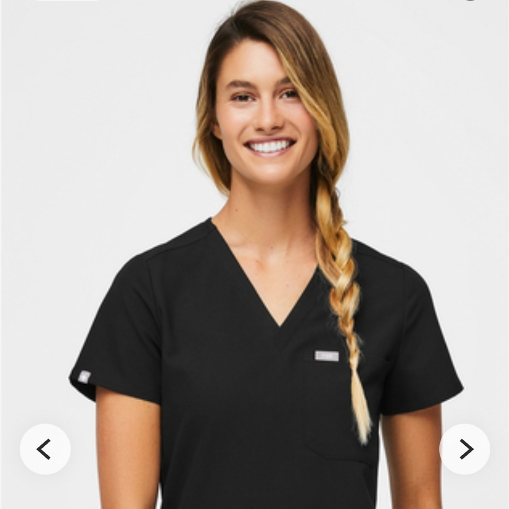 Figs Scrub tops NAVY